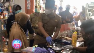 Dampak Corona, Bupati Mulai Distribusikan Kartu Penyangga Ekonomi Hingga Pelosok