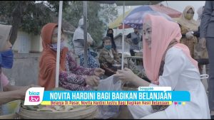 Belanja Sayur Di Pasar Gandusari, Novita Hardini Justru Bagi Bagikan Hasil Belanjaan