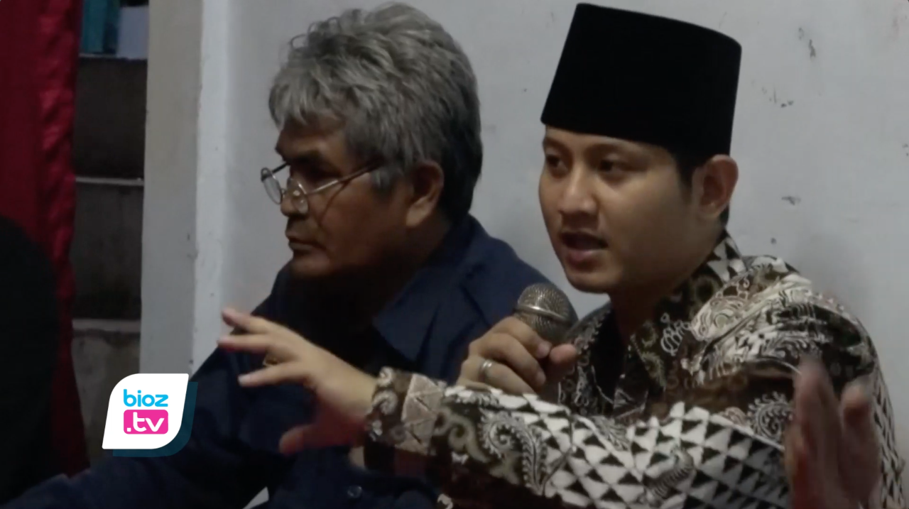 Permudah akses transportasi untuk sektor wisata, calon bupati Trenggalek Mochamad Nur Arifin inisiasi sitem hop in hop off. Nantinya wisatawan tidak perlu lagi memikirkan biaya transportasi saat akan pindah dari destinasi wisata satu ke destinasi wisata lainnya. Karena ada fasilitas khusus bagi mereka.