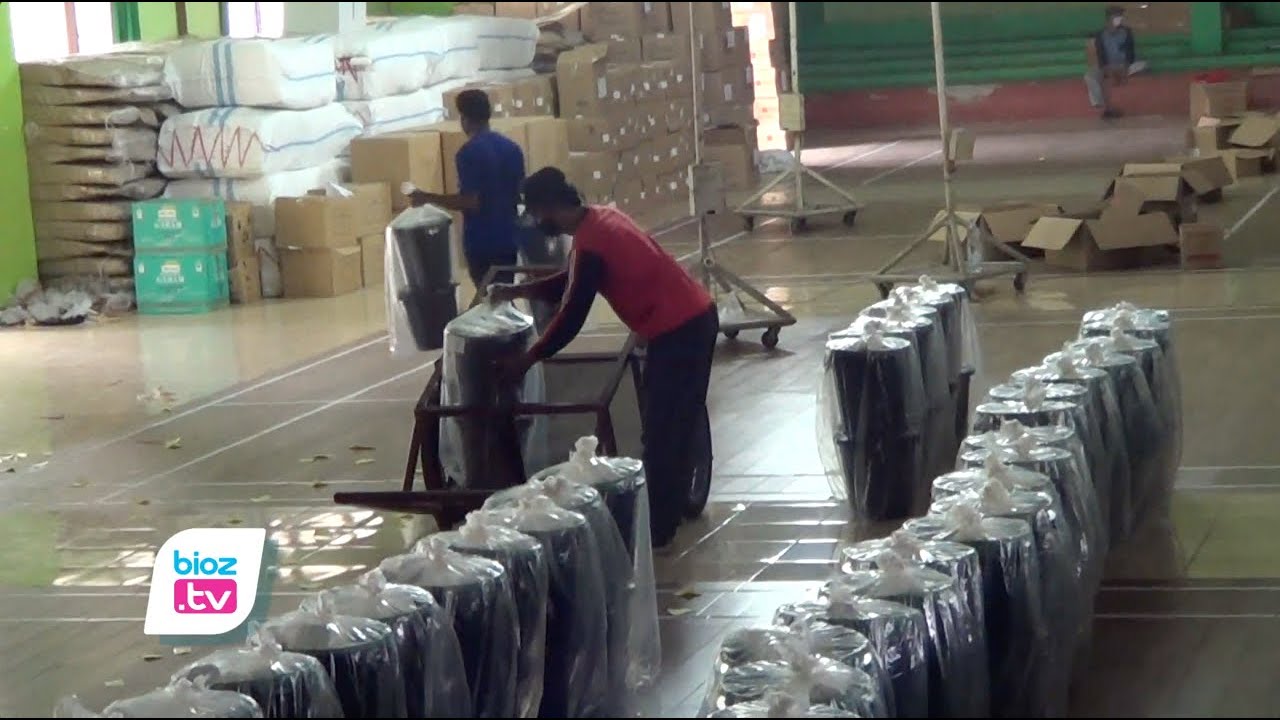 Perlengkapan logistik protokol kesehatan (Prokes) KPU untuk proses pemilihan kepala daerah (Pilkada) Trenggalek tahun 2020 masih kurang dua jenis barang. Meski demikan sejumlah perlengakapn lain yang ada sudah didistribusikan. Sementara itu untuk kekurangan dua item itu masih harus menunggu.