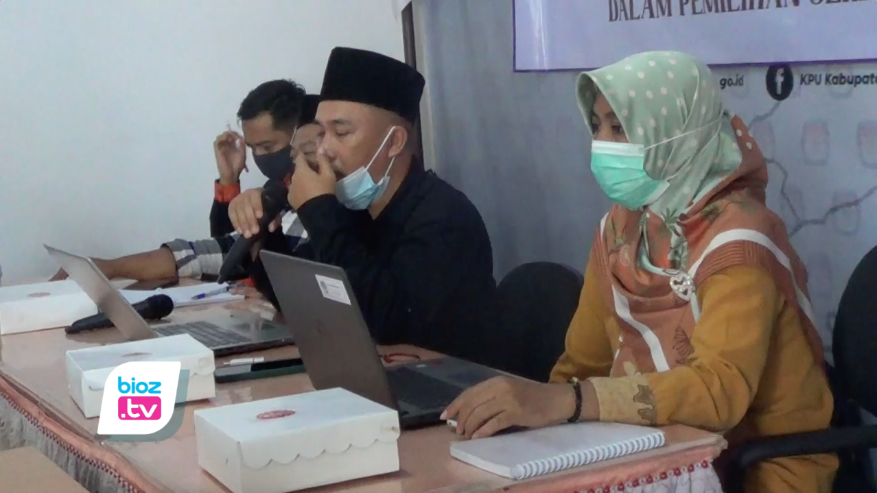 Hari H pemilihan kepala daerah, di Kabupaten Trenggalek akan ada 25 pemilih pemula yang usianya baru menginjak 17 Tahun. Bertepatan pada 9 Desember tahun 2020 itu, 25 pemilih pemula tersebut juga akan menerima E-KTP. Nantinya petugas akan mengantar dan memberikan langsung kepada yang bersangkutan.