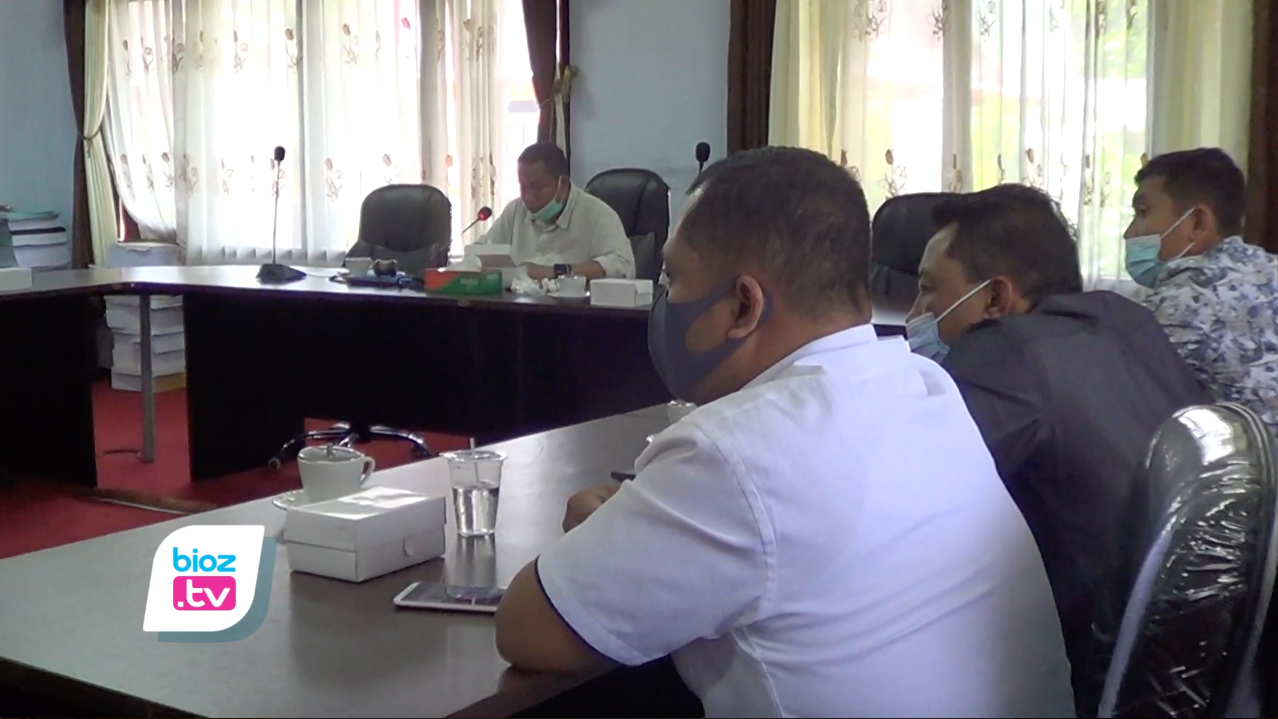 Dorong pemerintah daerah terus maksimalkan penanganan Covid-19, Komisi 4 DPRD Trenggalek support solusi kebutuhan anggaran. Jika anggaran yang tersedia saat ini tidak bisa mencukupi, Komisi 4 pastikan masih ada alternatif alternatif lain untuk menambah kebutuhan alokasi anggaran.