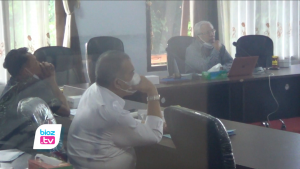 Komisi 1 DPRD Trenggalek dorong badan kepegawaian daerah (BKD) berikan bimbingan terhadap sejumlah tenaga honoror agar bisa lolos seleksi Pegawai pemerintah dengan perjanjian kontrak (P3K). Pasalnya, hingga saat ini masih banyak tenaga honorer di Trenggalek yang tidak lolos seleksi CPNS maupun P3K.