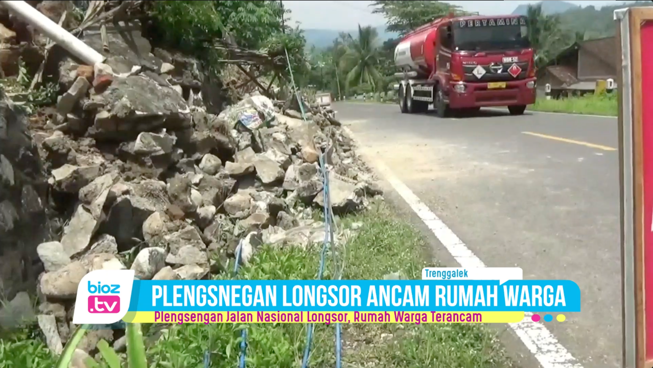 Plengsengan Jalan Nasional Di Trenggalek Longsor, Rumah Warga Terancam Ikut Ambrol