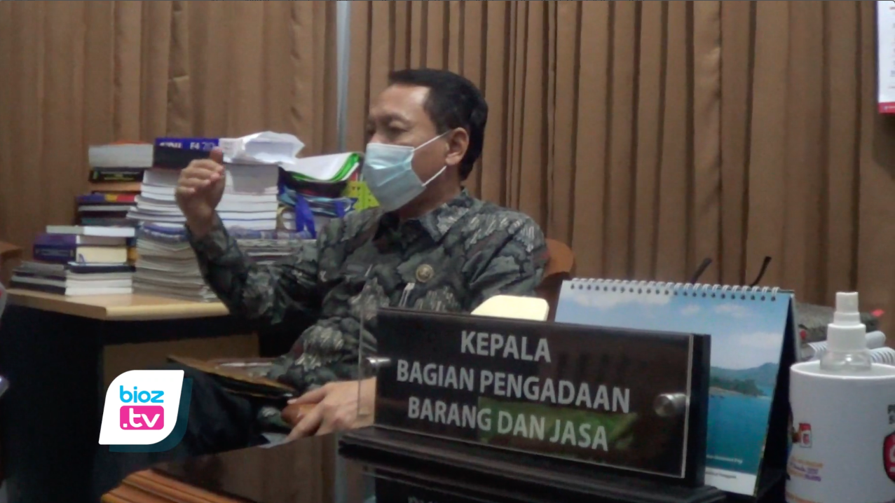 Memasuki bulan kedua tahun 2021, di Kabupaten Trenggalek hanya da dua peket pekerjaan yang sudah masuk proses lelang. Kegiatan tersebut merupakan pekerjaan pembangun Jalan Raya dan sudah ada pemenangnya. Satu diantaranya ada sanggahan, sedangkan satu lainnya berjalan mulus tanpa sanggahan.