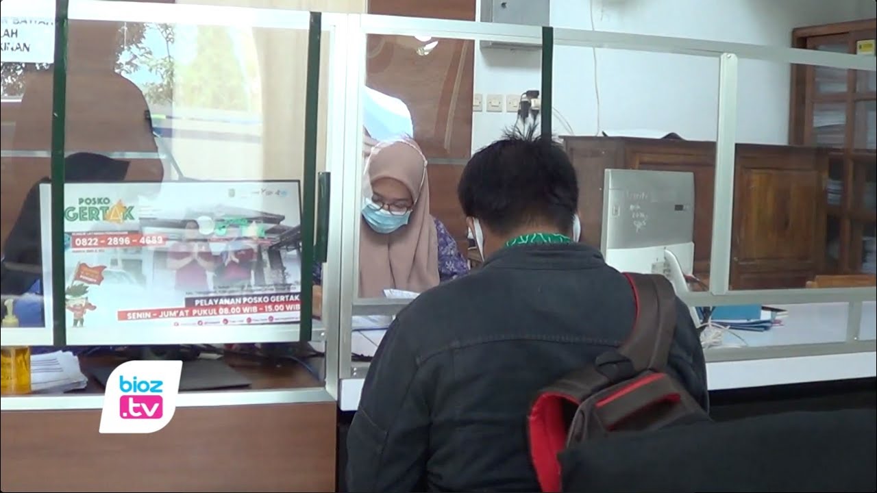 Pengajuan bantuan senilai 15 Juta bagi pasien positif Covid-19 di Kabupaten Trenggalek yang meninggal dunia belum ada kejelasan. Pasalnya, nama nama yang diajukan Dinas Sosial pemberdayaan perempuan dan perlindungan anak ke kementerian sosial hingga saat ini juga belum ada jawaban.