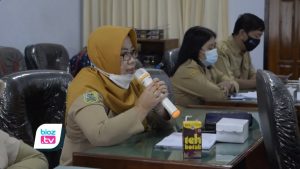 Kemelut isu tambang emas di Trenggalek yang terus menjadi perbincangan, Komisi 2 DPRD ajak Dinas Penanaman Modal dan Pelayanan Terpadu Satu Pintu (DPMPTSP) Trenggalek dan OPD tekhnis koordinasi dengan DPMPTSP Provinsi Jawa Timur. Pasalnya, wewenang perijinan tambang itu ada di tingkat Provinsi.