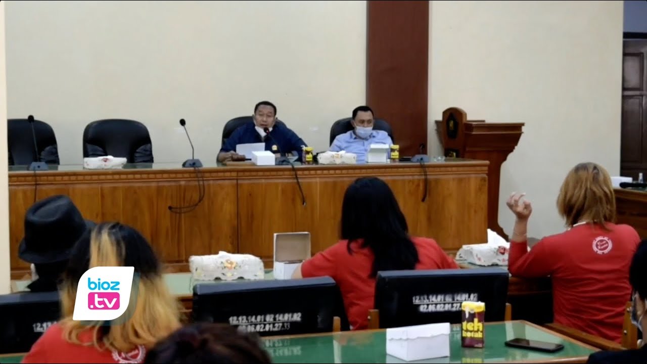 Akomodir keluhan pelaku seni, Komisi 4 DPRD Trenggalek pastikan dalam waktu dekat pertunjukan hiburan segera diizinkan. Terlebih para pelaku seni juga siap mematuhi standart opeasional protokol kesehatan dan siap menjadi satgas Covid-19 di lokasi kegiatan, yang bekerjasama dengan Satgas tingkat desa.