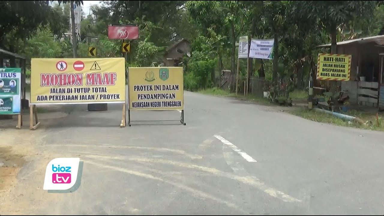 Berulang kali memakan korban kecelakaan akibat rusak parah selama kurang lebih 6 bulan terakhir. Perbaikan Jalan-Karangan Nglongsor akhirnya mulai dilakukan. Sesuai kontrak kerja, pembangunan jalan itu rempung pada bulan Juli, namun, Bupati meminta pengerjaanya dipercepat agar bulan Juni bisa selesai.