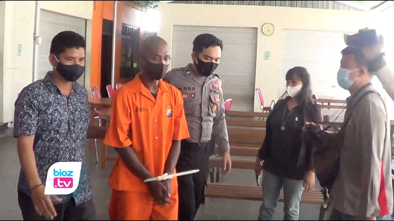 Mabuk dan aniaya teman masa SMP saat nonton ronda Sahur di kawasan SPBU Nglongsor, Kecamatan Tugu, Kabupaten Trenggalek, Jawa Timur. Pemuda asal Desa Ngepeh ini justru mengaku bermaksud ingin menyelamatkan korban agar tidak terlibat bentrok. Namun kondisi korban justru mengalami luka lecet di leher dan memar.