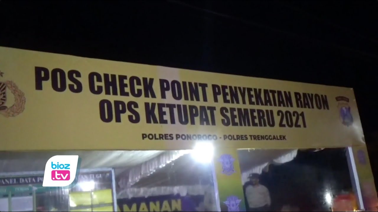 Pemberlakukan larangan mudik lebaran, Pemerintah Daerah dan kepolisian lakukan penyekatan disejumlah perbatasan pintu masuk Kabupaten Trenggalek. Penyekatan ini dilakukan sejak Tanggal 6 Mei hingga 17 Mei Tahun 2021. Nantinya, pemudik yang nekat melintasi kawasan tersebut akan disuruh putar balik.