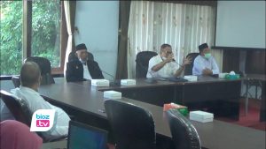Kepala desa meninggal dunia, DPRD Trenggalek meminta Pemerintah Desa Salamrejo, Kecamatan Karangan, segera lakukan pemilihan kepala desa (Pilkades) antar waktu. Pasalnya, jangka waktu Pilkades Serentak masih cukup lama, sehingga harus ada kepala desa definitif untuk mengisi kekosongan jabatan tersebut. Kepala desa meninggal dunia, DPRD Trenggalek meminta Pemerintah Desa Salamrejo, Kecamatan Karangan, segera lakukan pemilihan kepala desa (Pilkades) antar waktu. Pasalnya, jangka waktu Pilkades Serentak masih cukup lama, sehingga harus ada kepala desa definitif untuk mengisi kekosongan jabatan tersebut.