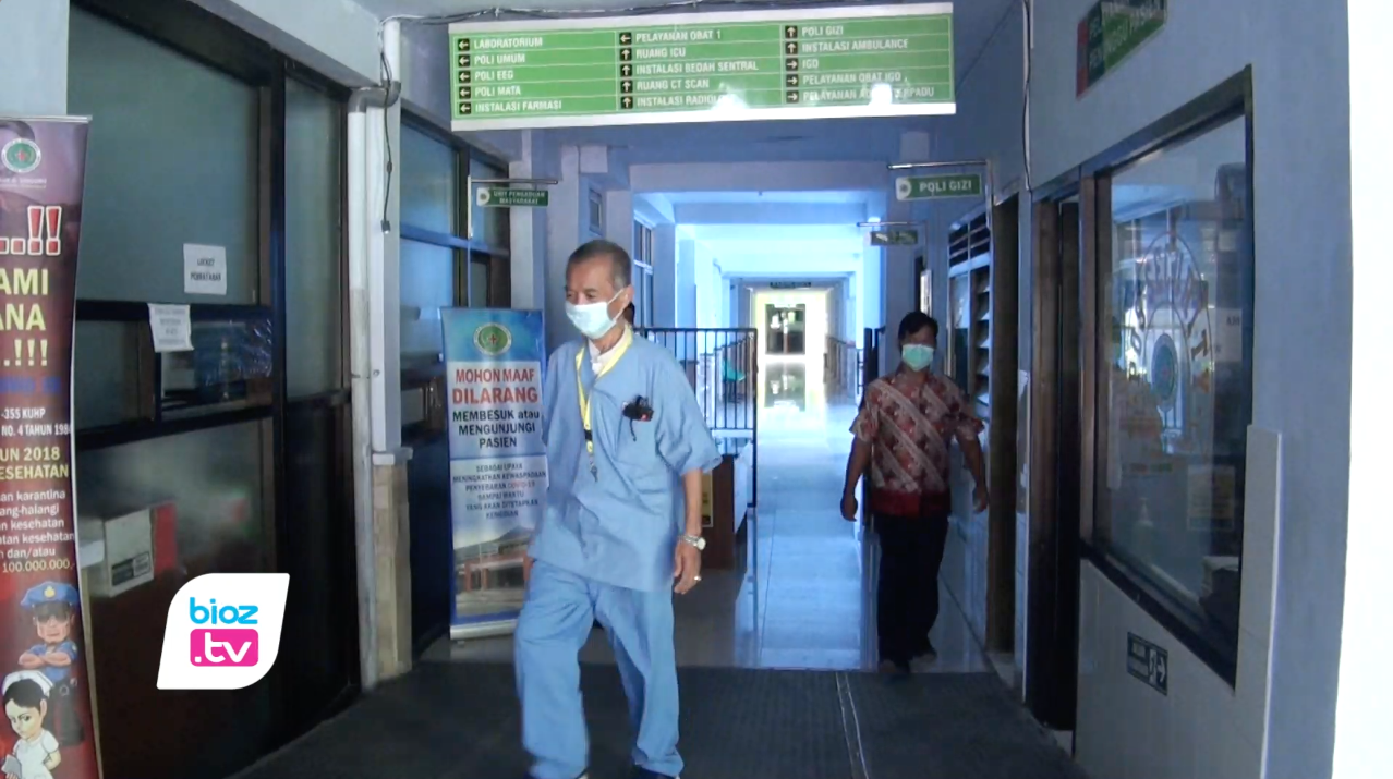 RSUD Dr.Soedomo Trenggalek temukan dugaan 4 pasien Covid-19 varian delta, saat ini sampel tes dari pasien tersebut sudah dikirim ke Surabaya untuk dilakukan pemeriksaan lebih lanjut, sehingga untuk kepastian hasil tes masih harus menunggu. Keempat pasien tersebut juga berasal dari 2 cluster yang berbeda.