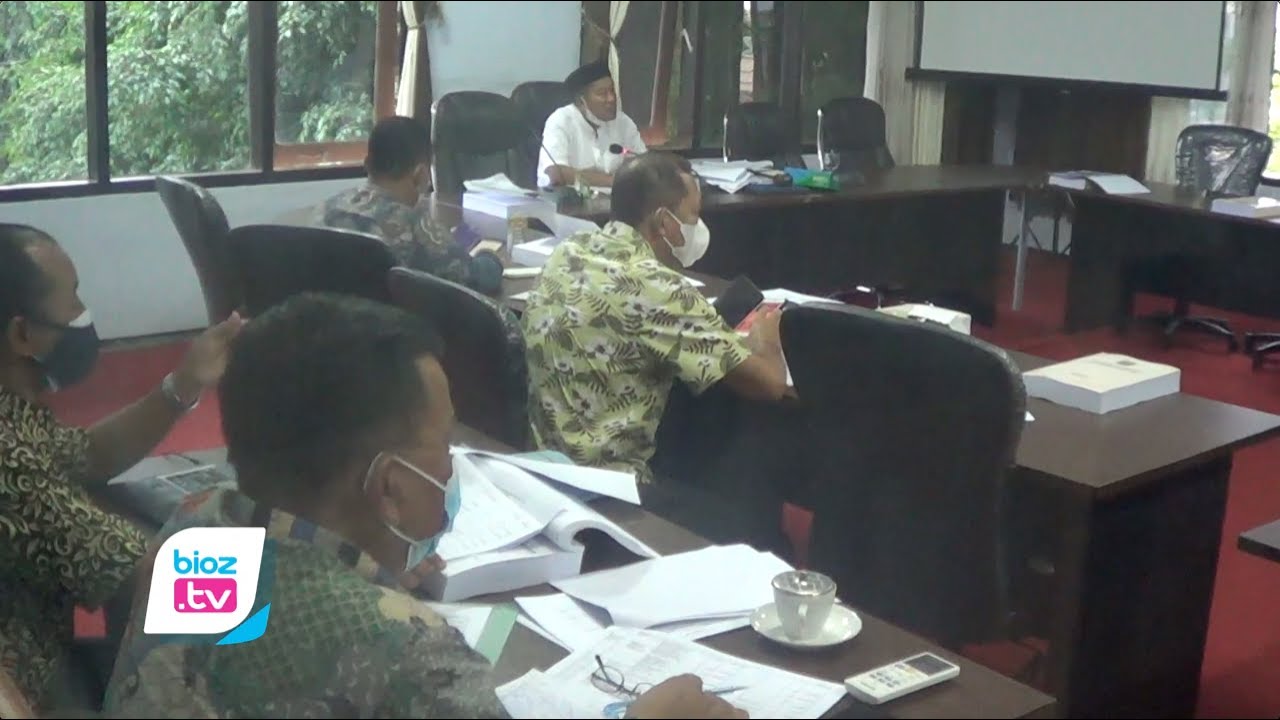 Antisipasi refokusing anggaran untuk penanganan Covid-19 pada tahun 2022 mendatang, Komisi 2 DPRD Trenggalek minta pemerintah daerah tambah nominal anggaran belanja tak terduga (BTT). Pasalnya, anggaran BTT pada tahun ini dinilai belum mencukupi untuk penanganan pandemi, sehingga harus ditambah.