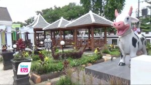 Cermati Kebijakan umum anggaran (KUA) dan prioritas plafon anggaran sementara (PPAS) Kabupaten Trenggalek Tahun 2022, Komisi 3 DPRD Trenggalek sayangkan Disperinaker yang tak anggarkan rencana pengembangan Infrastruktur rumah susu atau Trenggalek Milk House dengan alasan tidak tusi yang membidangi. Cermati Kebijakan umum anggaran (KUA) dan prioritas plafon anggaran sementara (PPAS) Kabupaten Trenggalek Tahun 2022, Komisi 3 DPRD Trenggalek sayangkan Disperinaker yang tak anggarkan rencana pengembangan Infrastruktur rumah susu atau Trenggalek Milk House dengan alasan tidak tusi yang membidangi.