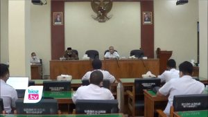 Pastikan kesiapan prasarana digital di Kabupaten Trenggalek bisa segera dimanfaatkan, Komsi 1 DPRD Trenggalek minta Dinas Kominfo selesaikan pada Tahun 2021 ini. Pasalnya, program ini sudah direncanakan sejak Tahun 2020 lalu, jika tahun ini bisa diselesaikan, diharapkan pada Tahun 2022 sudah bisa fungsikan.