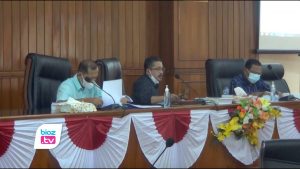 Sudah dievaluasi Gubernur, Ranperda tentang rencana pembangunan jangka menengah daerah (RPJMD) Trenggalek Tahun 2021-2026 sempat kembali menjadi perdebatan ditingkat Pansus 1 DPRD Trenggalek. Pasalnya, Pembahasan RPJMD kali ini dilakukan saat perubahan RTRW belum memiliki ketetapan hukum. Sudah dievaluasi Gubernur, Ranperda tentang rencana pembangunan jangka menengah daerah (RPJMD) Trenggalek Tahun 2021-2026 sempat kembali menjadi perdebatan ditingkat Pansus 1 DPRD Trenggalek. Pasalnya, Pembahasan RPJMD kali ini dilakukan saat perubahan RTRW belum memiliki ketetapan hukum.