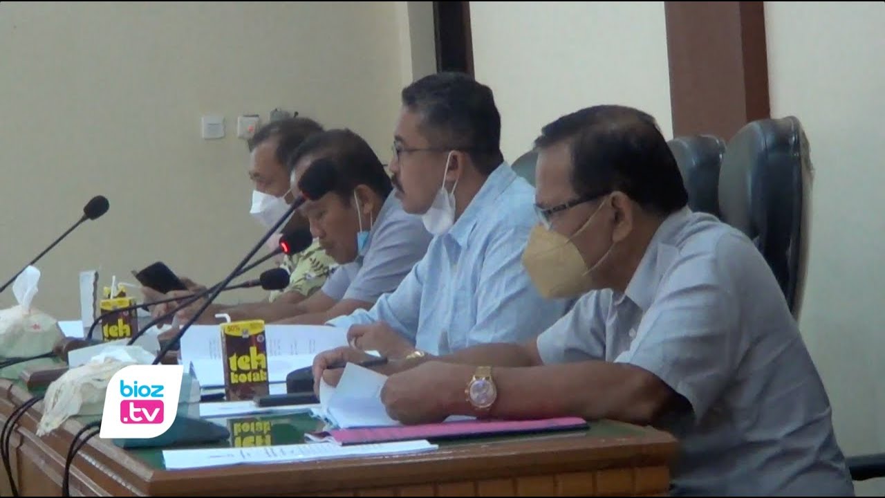 Mulai dibahas Pansus 1 DPRD Trenggalek, perubahan perda Bea Perolehan Hak atas Tanah dan Bangunan dinilai akan menguntungkan warga Trenggalek. Pasalnya, jika sebelumnya pembelian tanah 60 juta wajib bayar bea perolehan, namun saat ini tidak. Sedangkan yang wajib bayar adalah pembelian datas 70 juta.