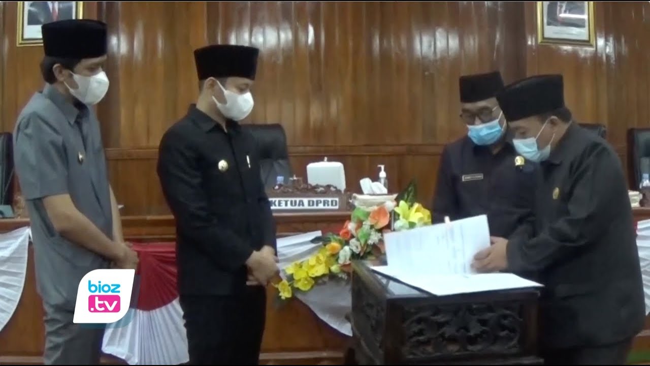 erjadi pergeseran penganggaran, perubahan APBD Trenggalek Tahun 2021 akhirnya resmi disahkan DPRD melalui rapat paripurna. Pada perubahan anggaran itu diketahui bahwa ada penurunan nominal pendapan daerah, hingga meningkatnya nominal belanja. akibatnya, APBD Tahun ini mengalami devisit.