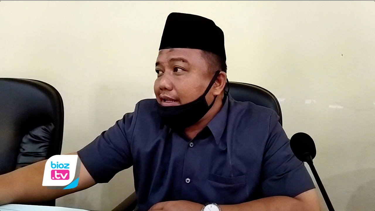 Penyerahan draf lambat, penyampaian rancangan APBD Trenggalek Tahun 2022 akhirnya gagal diparipurnakan DPRD. Pasalnya, saat ini draf tersebut masih harus menjalani pembahasan ditingkat Bapemperda. Sehingga, meski paripurna sudah diagendakan, namun proses penyampaian tidak bisa dilakukan.