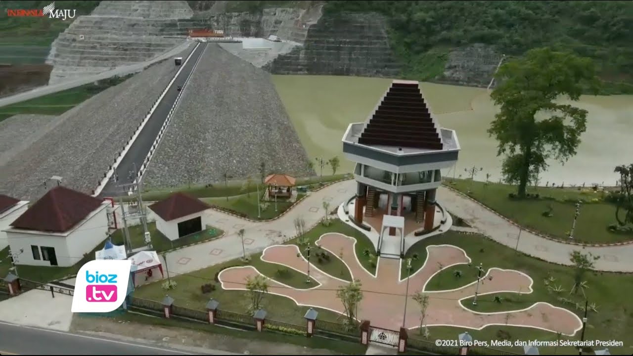 Kunjungan kerja di Kabupaten Trenggalek, Presiden Republik Indonesia, Joko Widodo resmikan dua bendungan sekaligus yang ada di Jawa Timur. Yaitu Bendungan Tugu, Kabupaten Trenggalek dan Bendungan Gongseng di Kabupaten Bojonegoro. Peresmian ini digelar di kawasan Bendungan Tugu.