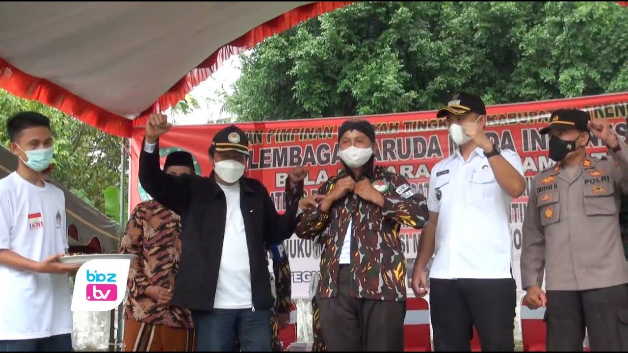 Ditengah tengah membaranya semangat hari pahlawan 10 November 2021, Eks napiter asal Kabupaten Trenggalek dinobatkan jadi anggota kehormatan lembaga garuda muda indonesia (LGMI). Pada momen penobatan ini juga diserahkan langsung aribut organisasi sebagai tanda penganugerahan anggota kehormatan.