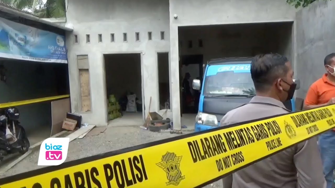 Gara gara gas LPG bocor hingga terjadi ledakan, satu keluarga asal Desa Gemaharjo, Kecamatan Watulimo, Kabupaten Trenggalek, Jawa Timur, terbakar. Akibat kejadian ini pasangan suami istri beserta kedua anaknya harus dilarikan ke rumah sakit guna perawatan medis.