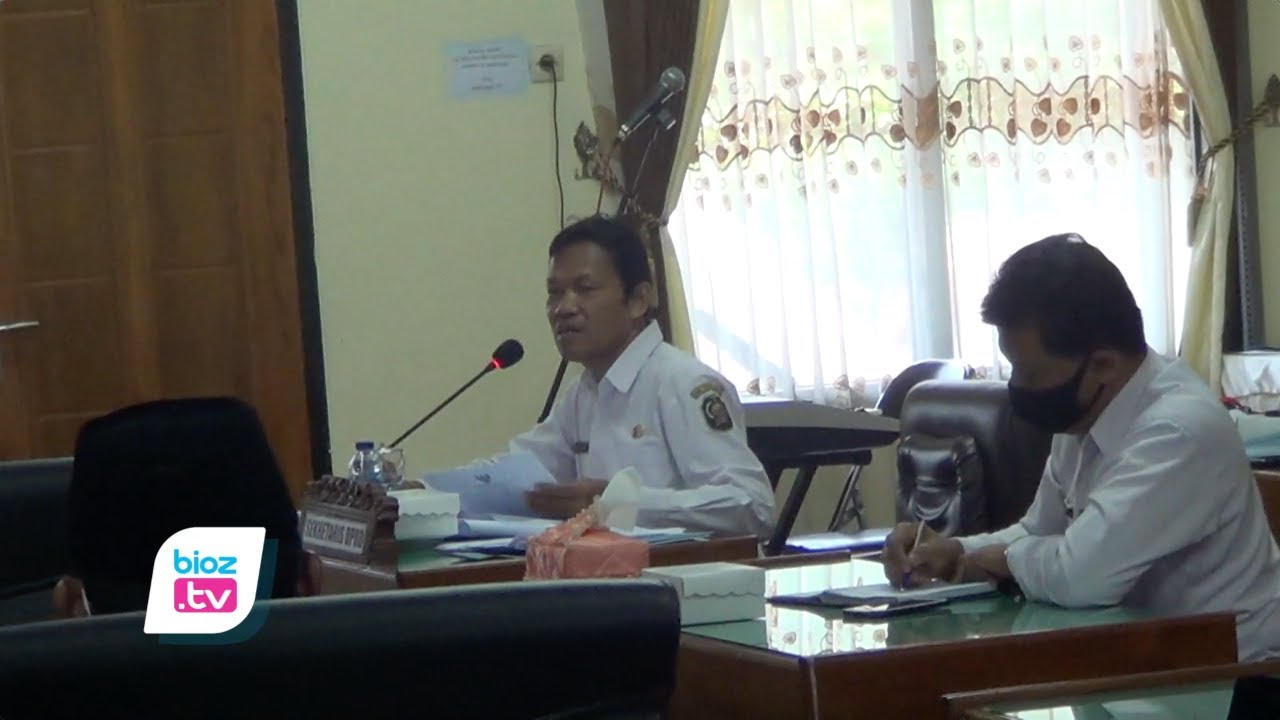Pasca pergeseran keanggotaan alat kelengakapan DPRD (AKD), Fraksi Pembangunan Amanat Rakyat Indonesia (PARI) tak lagi duduki kursi pimpinan pada AKD DPRD Trenggalek. Pasalnya, sebelum terjadi pergeseran, fraksi PARI menduduki pimpinan pada Komisi 1, namun saat ini komisi 1 diduduki oleh PKS.