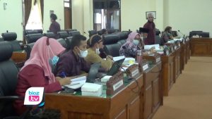 Pembahasannya sempat tersendat, ranperda tentang pokok pokok pengelolaan keuangan daerah akan disesuaikan dengan undang undang hubungan keuangan pemerintah pusat dan pemerintah daerah (HKPD). Setelah menjalani pembahasan sejak tahun lalu, Pansus menargetkan Tahun ini ranperda itu bisa selesai.