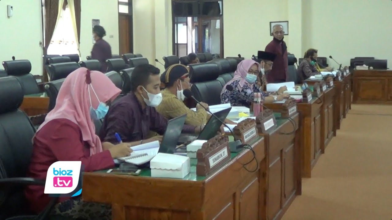 Pembahasannya sempat tersendat, ranperda tentang pokok pokok pengelolaan keuangan daerah akan disesuaikan dengan undang undang hubungan keuangan pemerintah pusat dan pemerintah daerah (HKPD). Setelah menjalani pembahasan sejak tahun lalu, Pansus menargetkan Tahun ini ranperda itu bisa selesai.