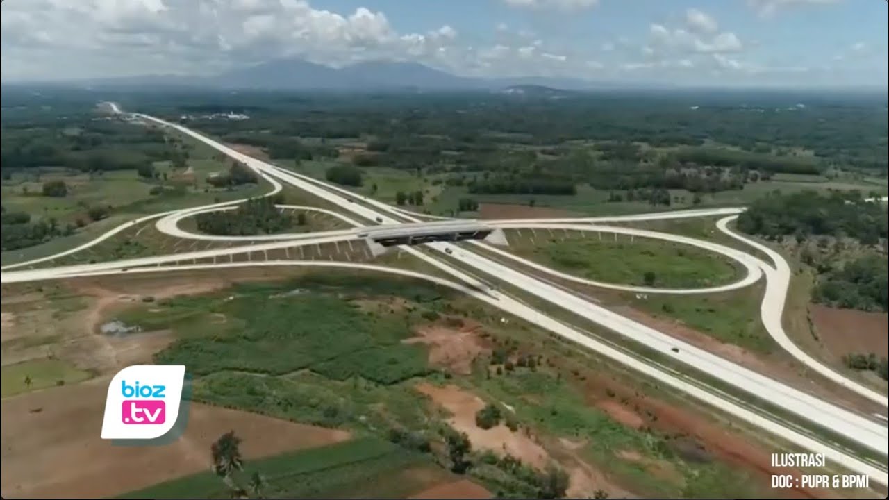 Sambut mega proyek Bandara baru di Kabupaten Kediri dan Exit Tol di Kabupaten Tulungagung, Bupati Trenggalek rencanakan angkutan khusus wisata. Angkutan khusus itu nantinya akan terintegrasi dengan jalur khusus maupun halte yang ditentukan. Selain itu kondisi destnasi wisata juga akan lebih dimatangkan kesiapannya.