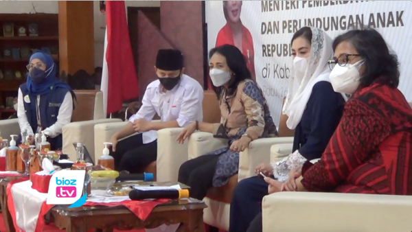 Apresiasi Program Sepeda Keren, Menteri P3A Kunjungi Trenggalek, Bupati Akan Perluas Jangkauan