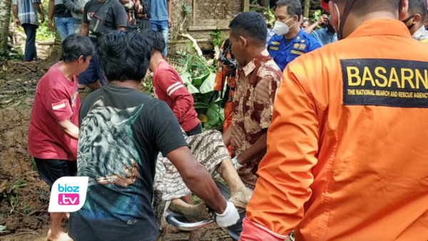 Ditinggal Lihat Ternak & Buang sampah, Emak Emak di Dongko Trenggalek Ditemukan Didasar Sumur