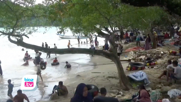 Musim Liburan Idul Fitri 1443 H, Kawasan Pantai Pasir Putih Trenggalek Dibanjiri Wisatawan