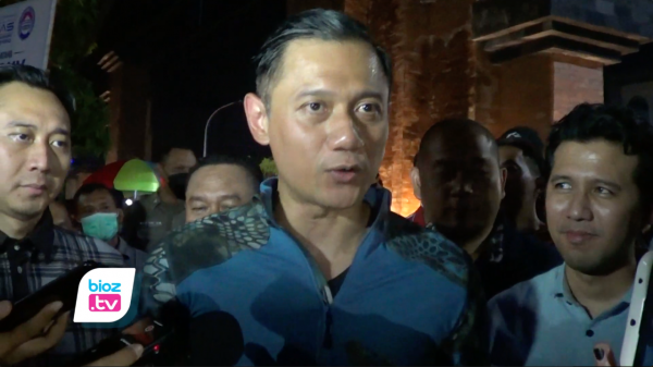 Pilkada Jatim 2024, AHY Akan Lanjutkan Pasangan Khofifah-Emil Dardak ?