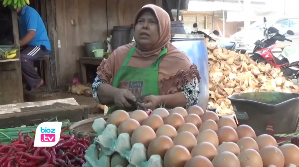 Harga Telur & Daging Ayam di Trenggalek To The Moon, Harga Bumbu Dapur & Sayur Stabil