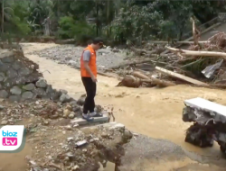 Banyak Jembatan Hanyut di Munjungan, Bupati Trenggalek Akan Pinjam Jembatan Bailey