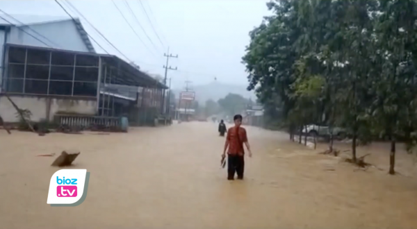 Hujan 2 Jam, Banjir Kembali Genangi Polsek Panggul & Jalan Nasional Trenggalek-Pacitan