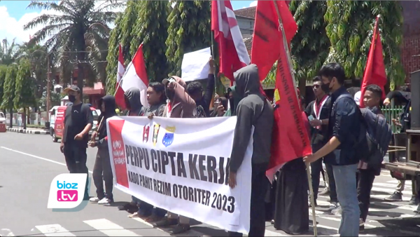 Didemo Mahasiswa, DPRD Trenggalek Akan Teruskan Aspirasi Penolakan Perpu Cipta Kerja Ke DPR RI