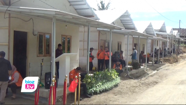 Diresmikan Khofifah, Warga Terdampak Longsor di Bendungan Trenggalek Bisa Kembali Punya Rumah