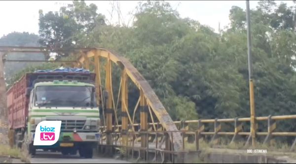 Dilarang Melintasi Jalan Kabupaten, Pengusaha Tambang Tanah Di Trenggalek Pilih Tutup Usahanya.jpeg