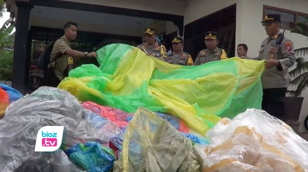 Razia Saat Lebaran Ketupat di Trenggalek, 83 Balon Udara Diamankan Tim Gabungan