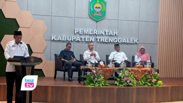 Sosialisasi dan Desk kepada Desa dan Kelurahan