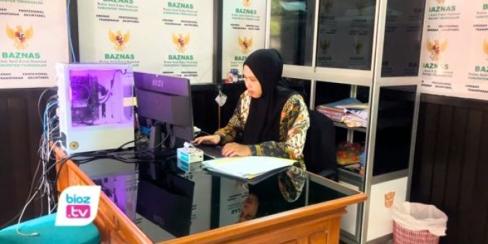 Capaian Zakat dan Infak Anjlok, BAZNAS Trenggalek Gagal Penuhi Target 50 Bedah Rumah BAZNAS Trenggalek belum mampu memenuhi target 50 renovasi rumah tidak layak huni.