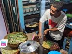 Tahu Lontong Ngantru menawarkan fleksibilitas menu kepada pelanggan