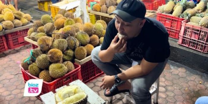 Momen Ramadan tahun ini menjadi berkah tersendiri bagi para pedagang durian lokal