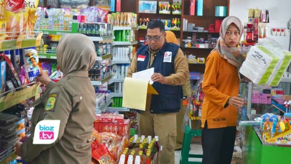 Tim juga menguji sejumlah sampel bahan pangan segar di lapangan