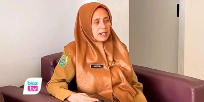 Kepala Dinas Perindustrian dan Tenaga Kerja (Disperinaker) Trenggalek, Christina Ambarwati