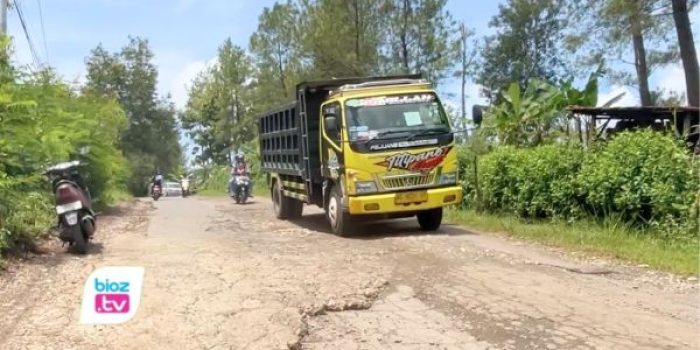 Kerusakan parah jalan Trenggalek menuju Bendungan kembali dikeluhkan warga