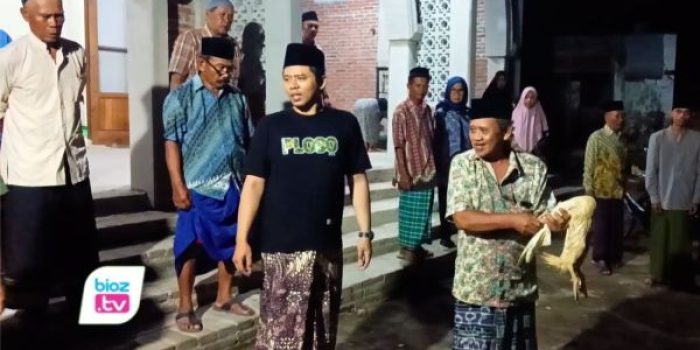 Jelang Potong Hewan Kurban Idul Adha, GP Ansor Karanganom Trenggalek Latih Warga Jadi Juleha Pimpinan Ranting GP Ansor Karanganom Trenggalek menggelar pelatihan Juru Sembelih Halal (Juleha)